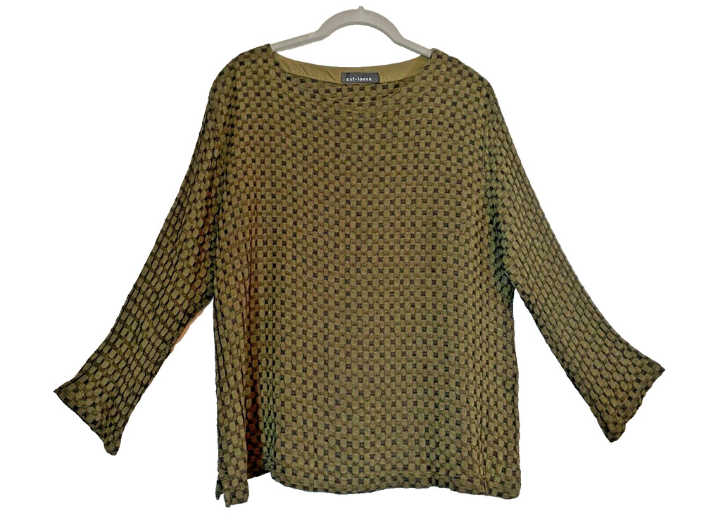 CUT LOOSE Crinkle Check Textured Dimensional Knit Art Top Olive Green / Black M